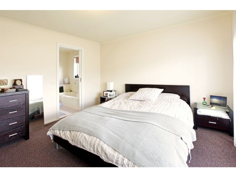 East Geelong VIC 3219