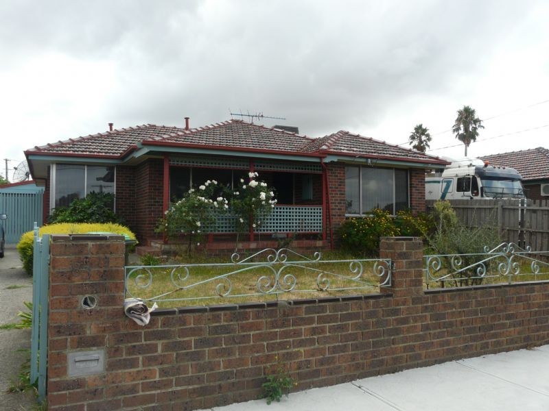 83 Casey Drive, Lalor VIC 3075