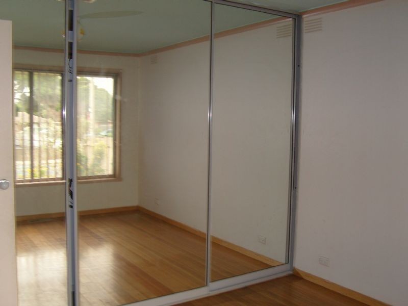 83 Casey Drive, Lalor VIC 3075