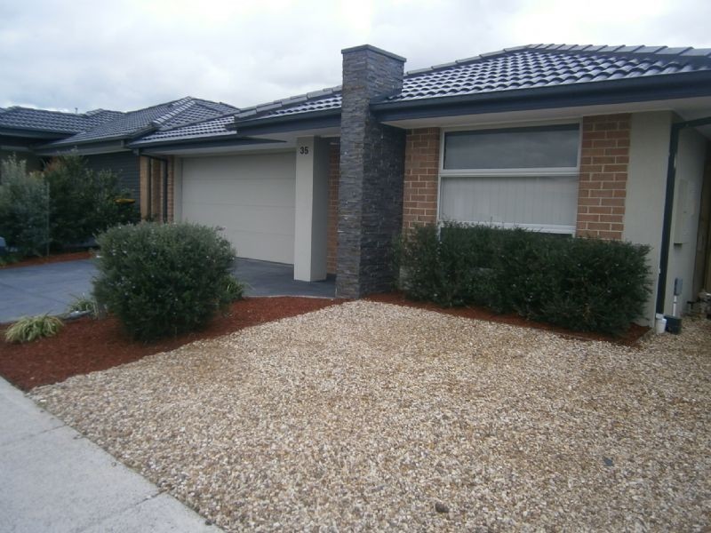 35 Ardenal Crescent, Lalor VIC 3075