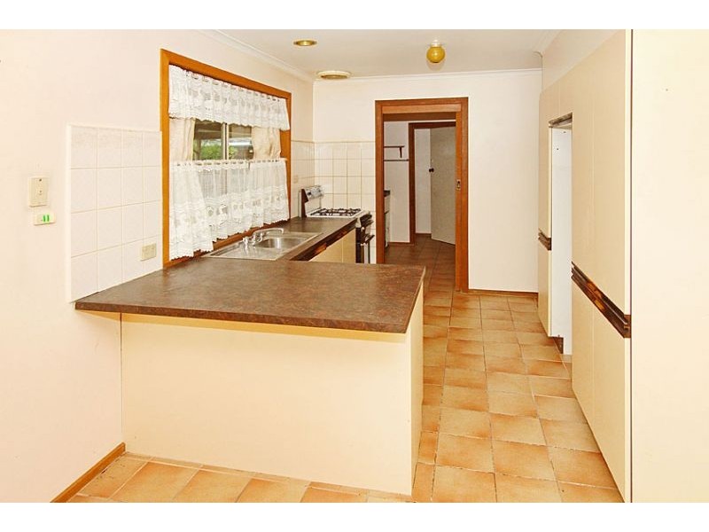 4 Lisa Court, Thomastown VIC 3074