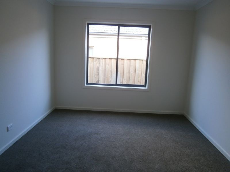 39 Tripani Avenue, Lalor VIC 3075