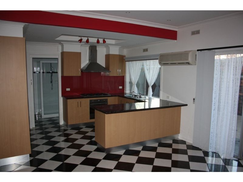 Avondale Heights VIC 3034