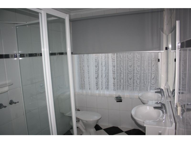 Avondale Heights VIC 3034