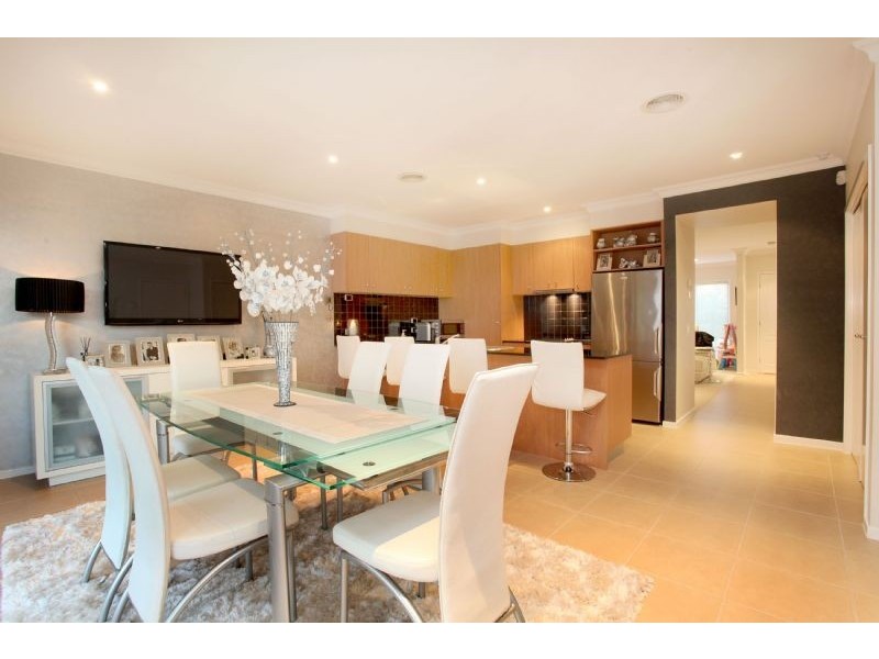 Taylors Lakes VIC 3038