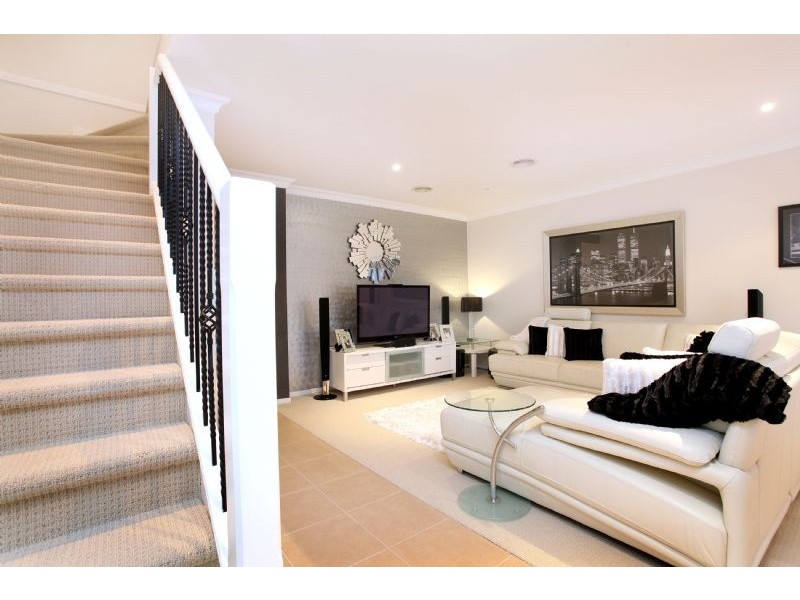 Taylors Lakes VIC 3038