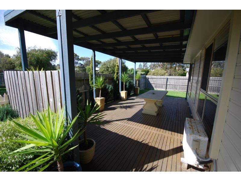 51 Anglers Road, Cape Paterson VIC 3995