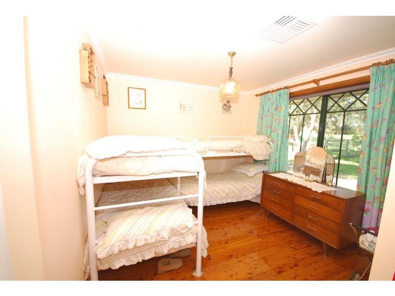 Wattle Bank VIC 3995