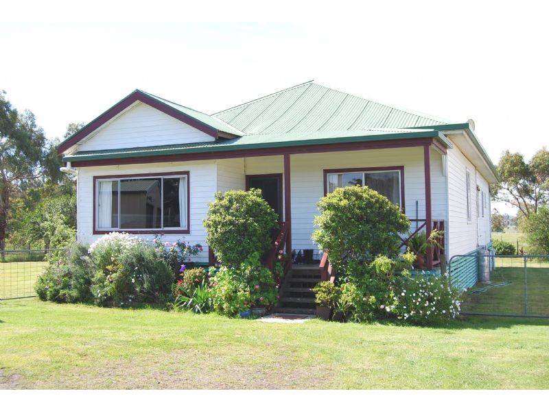 Wattle Bank VIC 3995