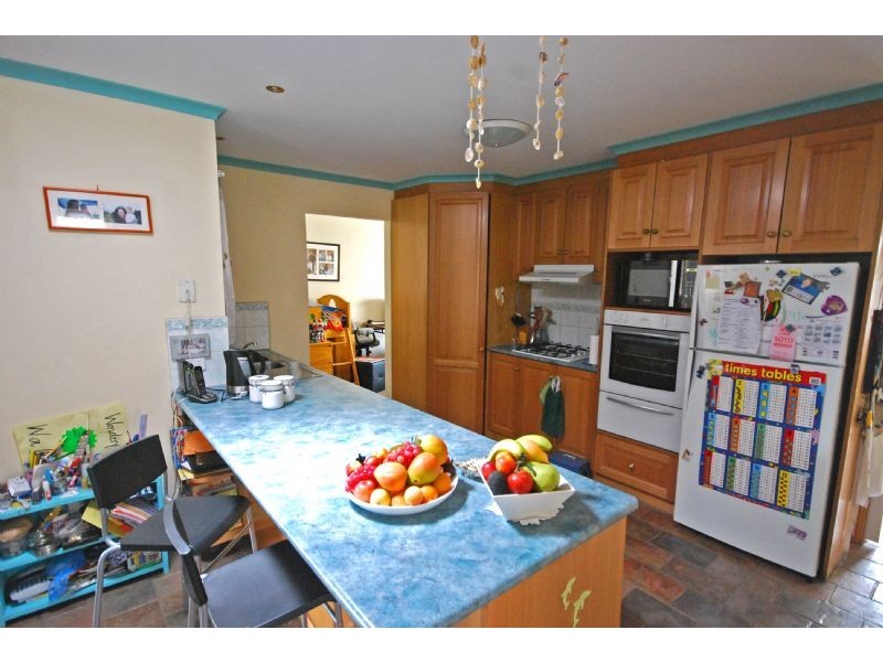 9 Wallace Street, Wonthaggi VIC 3995