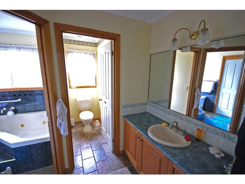 9 Wallace Street, Wonthaggi VIC 3995