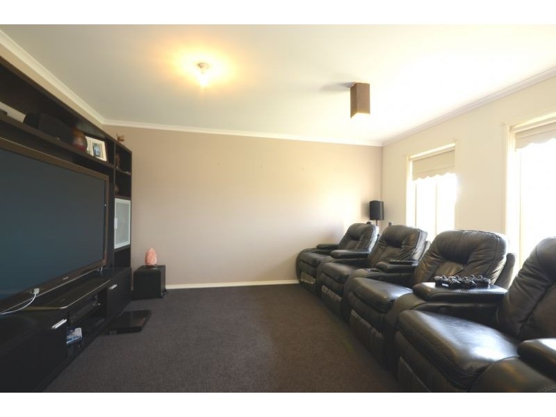 61 Oxford Way, Wonthaggi VIC 3995