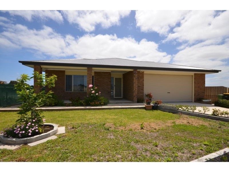 77 Turner Street, Wonthaggi VIC 3995