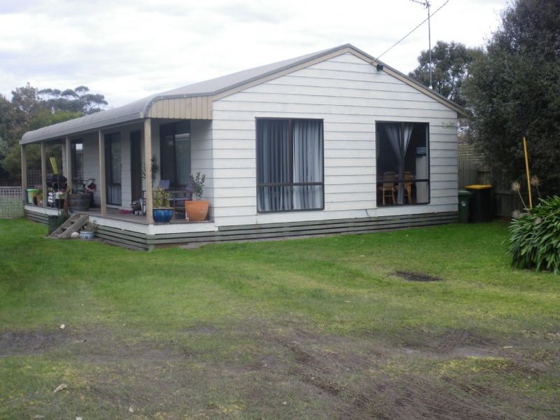 5 Park Parade, Cape Paterson VIC 3995