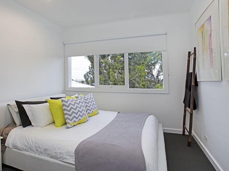 2 Edgecombe Street, Hamlyn Heights VIC 3215