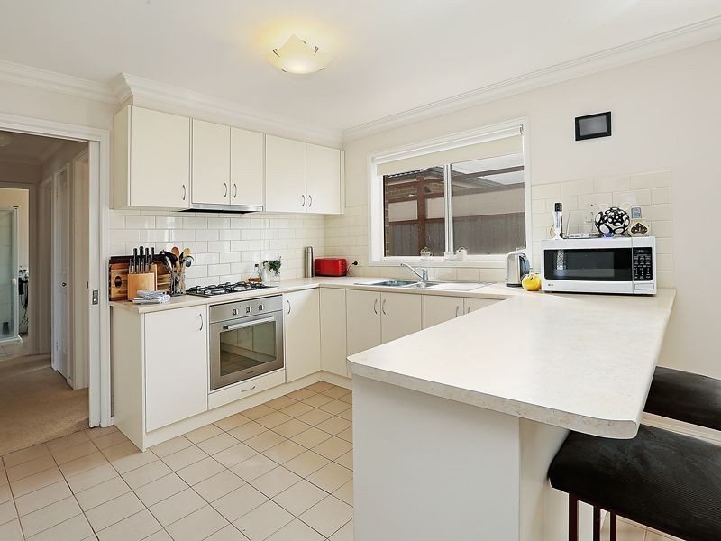 Lovely Banks VIC 3221