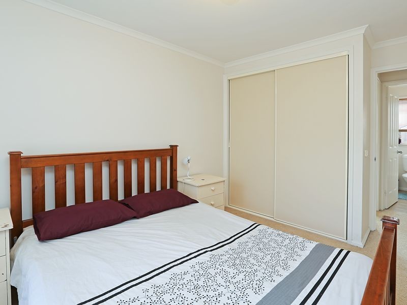 Lovely Banks VIC 3221