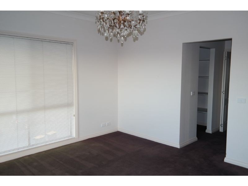 67 Leigh Road, Highton VIC 3216
