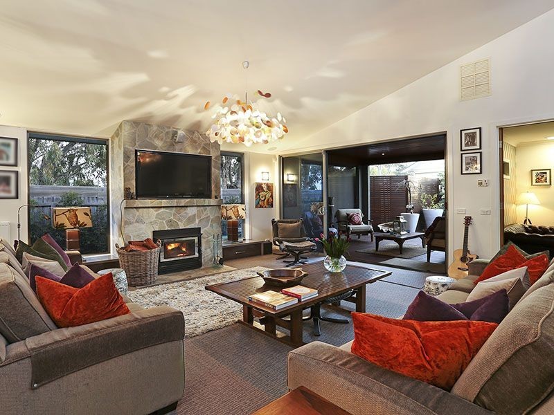 29 Molesworth Drive, Highton VIC 3216