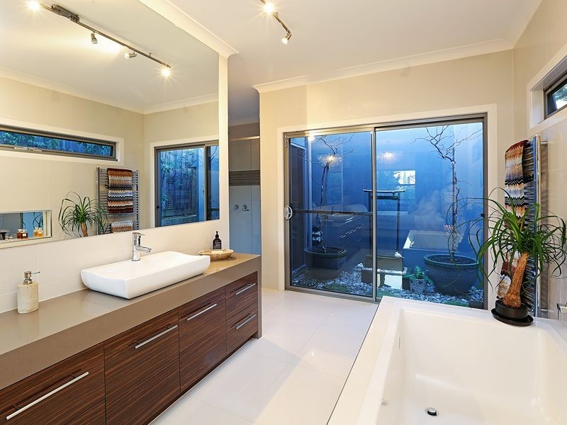 29 Molesworth Drive, Highton VIC 3216