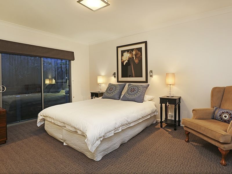 29 Molesworth Drive, Highton VIC 3216