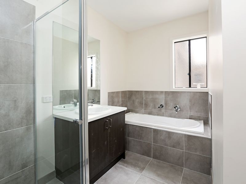 4/29 Eton Road, Belmont VIC 3216