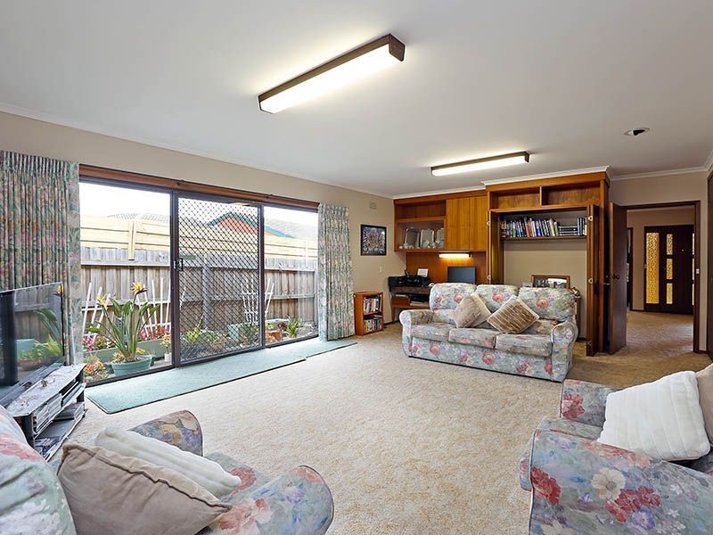 4 Raydon Court, Grovedale VIC 3216
