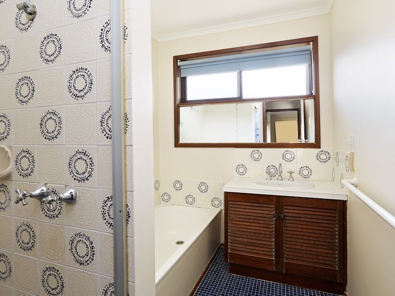 6/45 Collins Street, Geelong West VIC 3218