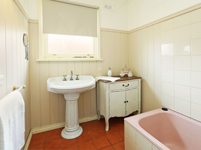 32 Porter Avenue, Highton VIC 3216