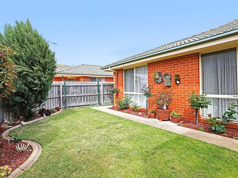 1/32 Winter Street, Belmont VIC 3216