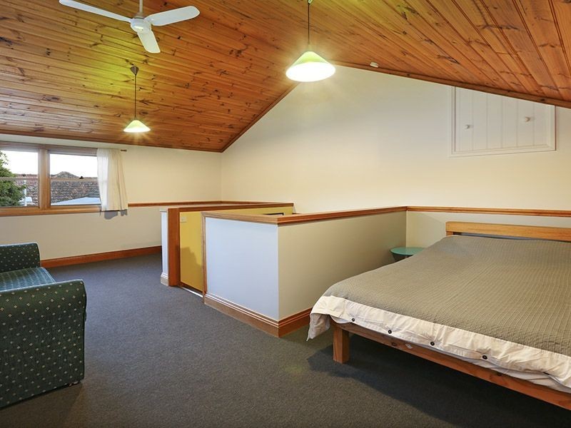 13 Collins Street, Belmont VIC 3216