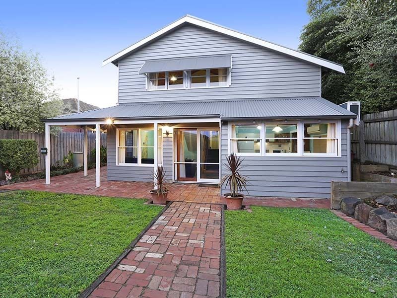 13 Collins Street, Belmont VIC 3216