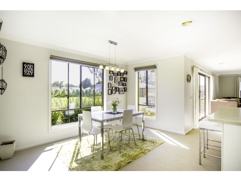 7 Helms Street, Newcomb VIC 3219