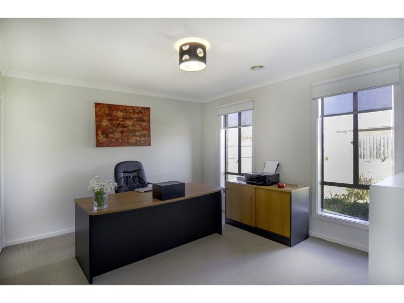 7 Helms Street, Newcomb VIC 3219