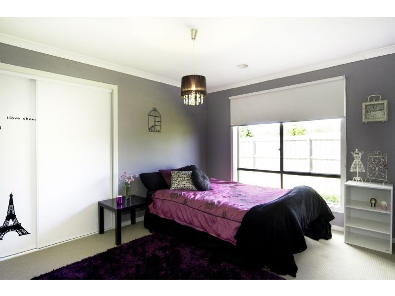 7 Helms Street, Newcomb VIC 3219