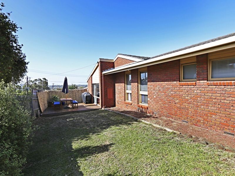 19 Coolabah Drive, Grovedale VIC 3216