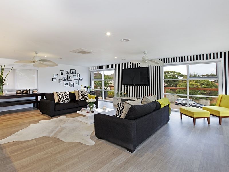 2 Edgecombe Street, Hamlyn Heights VIC 3215