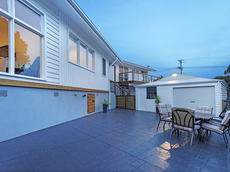 2 Edgecombe Street, Hamlyn Heights VIC 3215