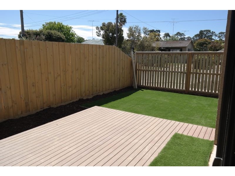 1/5 Patern Street, Highton VIC 3216