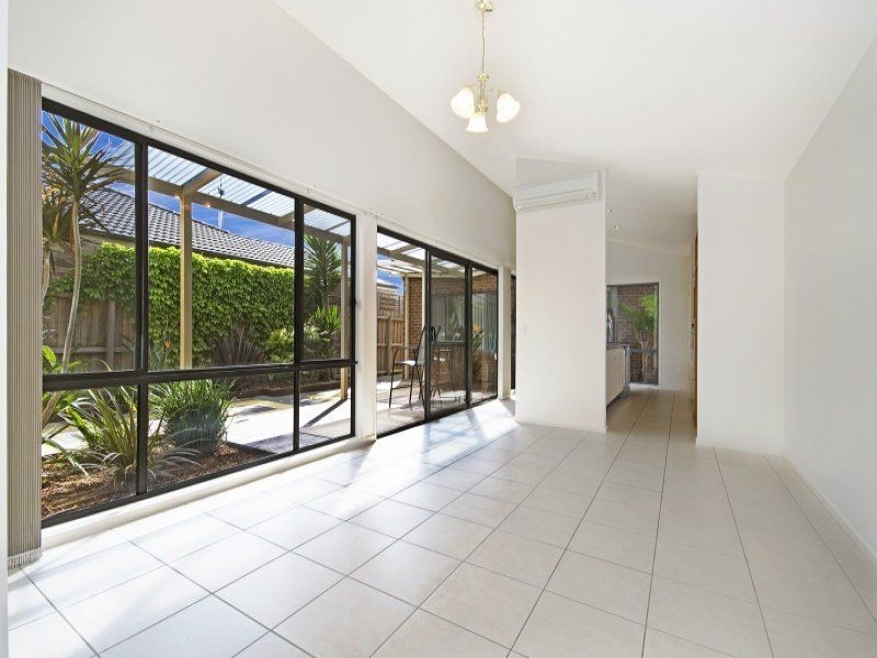 8 Dunkeld Court, Grovedale VIC 3216