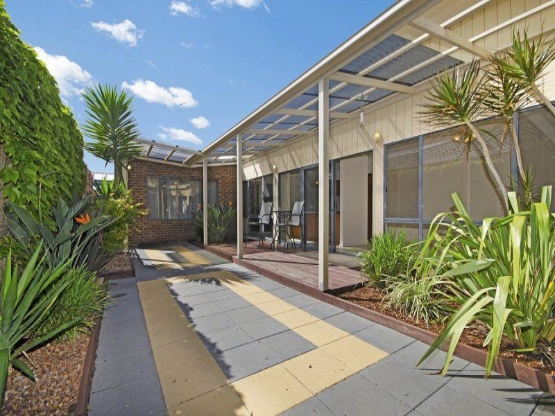 8 Dunkeld Court, Grovedale VIC 3216