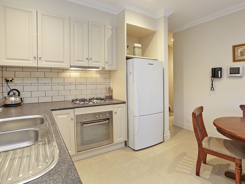 87 Victory Way, Highton VIC 3216