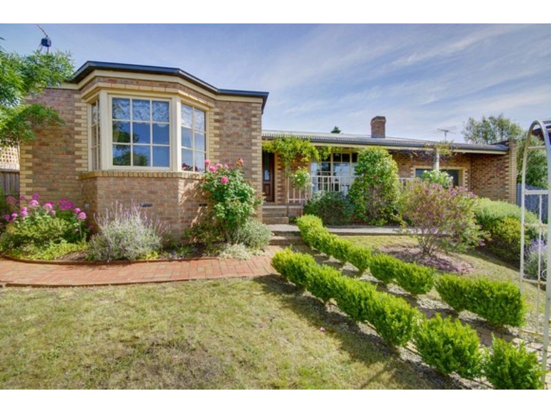 29 Waurnvale Drive, Belmont VIC 3216