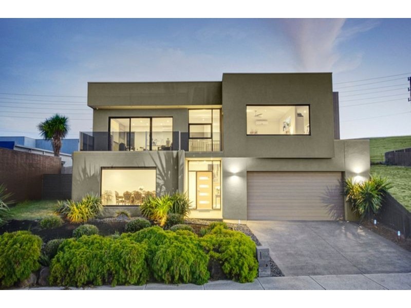 35 Wallaroo Way, Highton VIC 3216