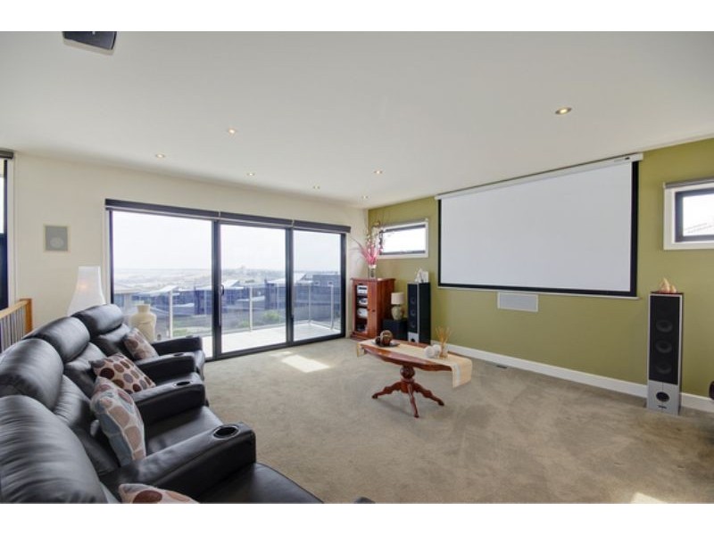 35 Wallaroo Way, Highton VIC 3216