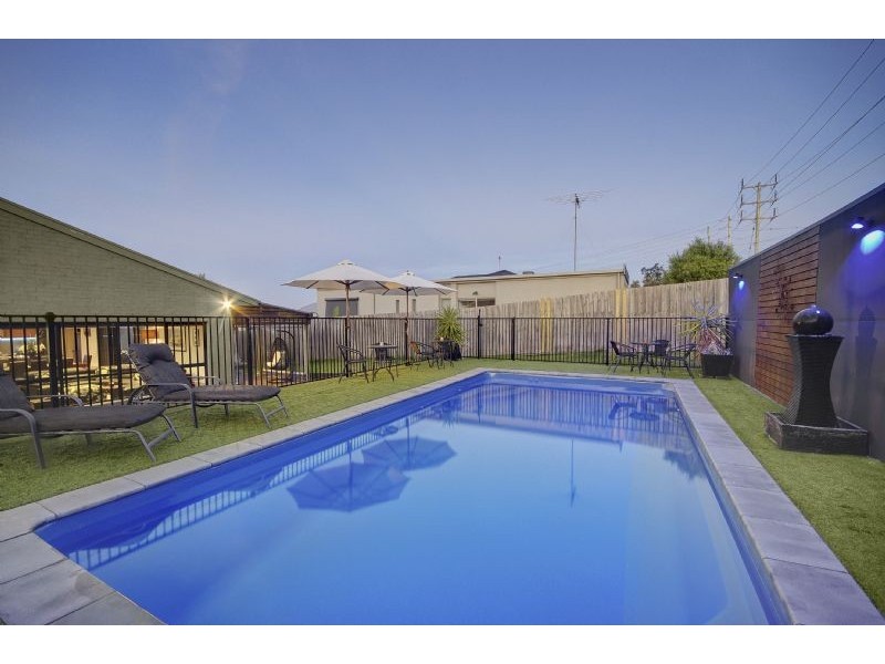 35 Wallaroo Way, Highton VIC 3216
