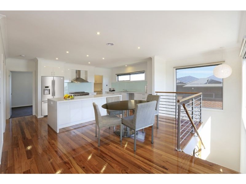 35 Swanbourne Avenue, Highton VIC 3216