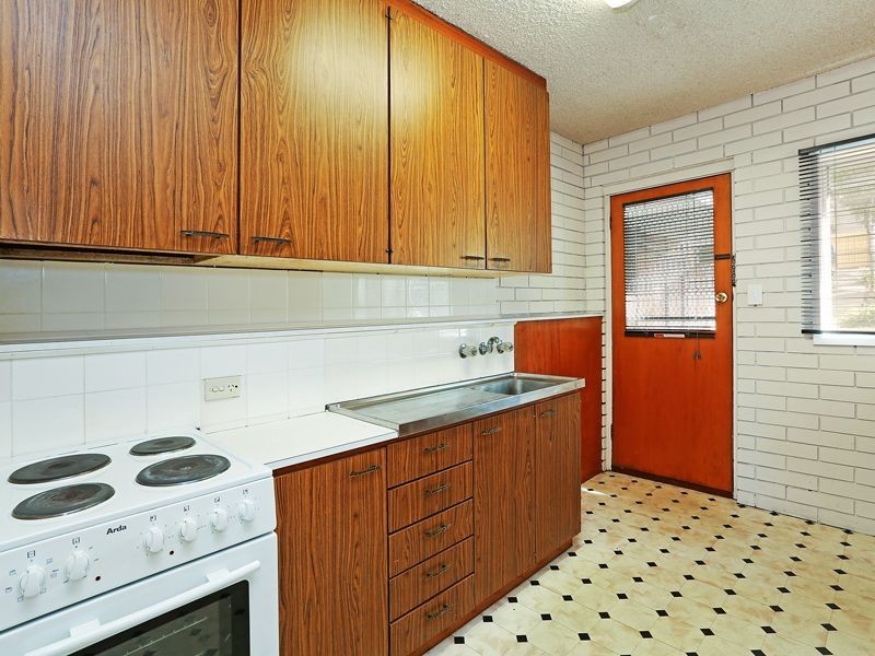 2/24 North Valley Road, Highton VIC 3216