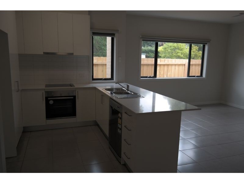 3/5 Patern Street, Highton VIC 3216