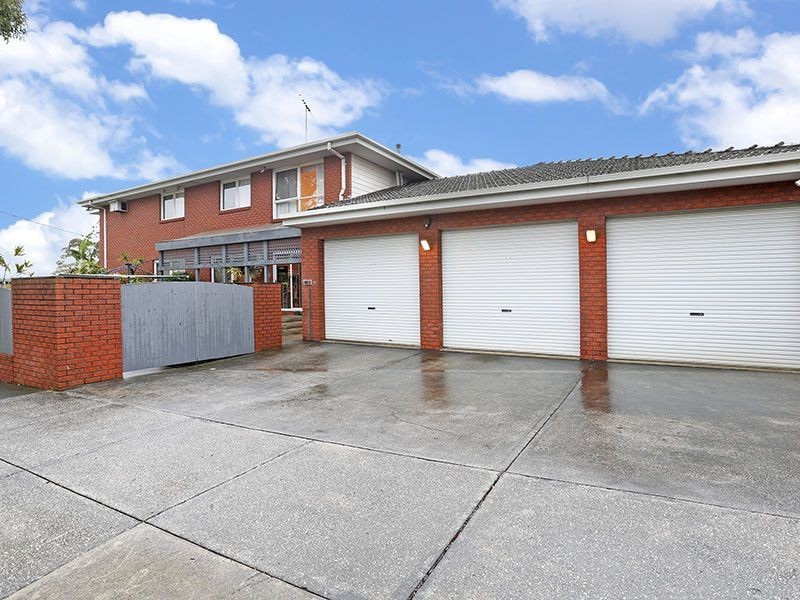 11 Pickett Crescent, Belmont VIC 3216